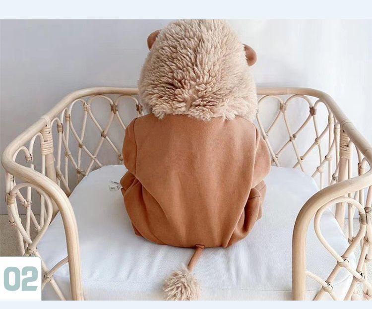 Newborn Lion tracksuit